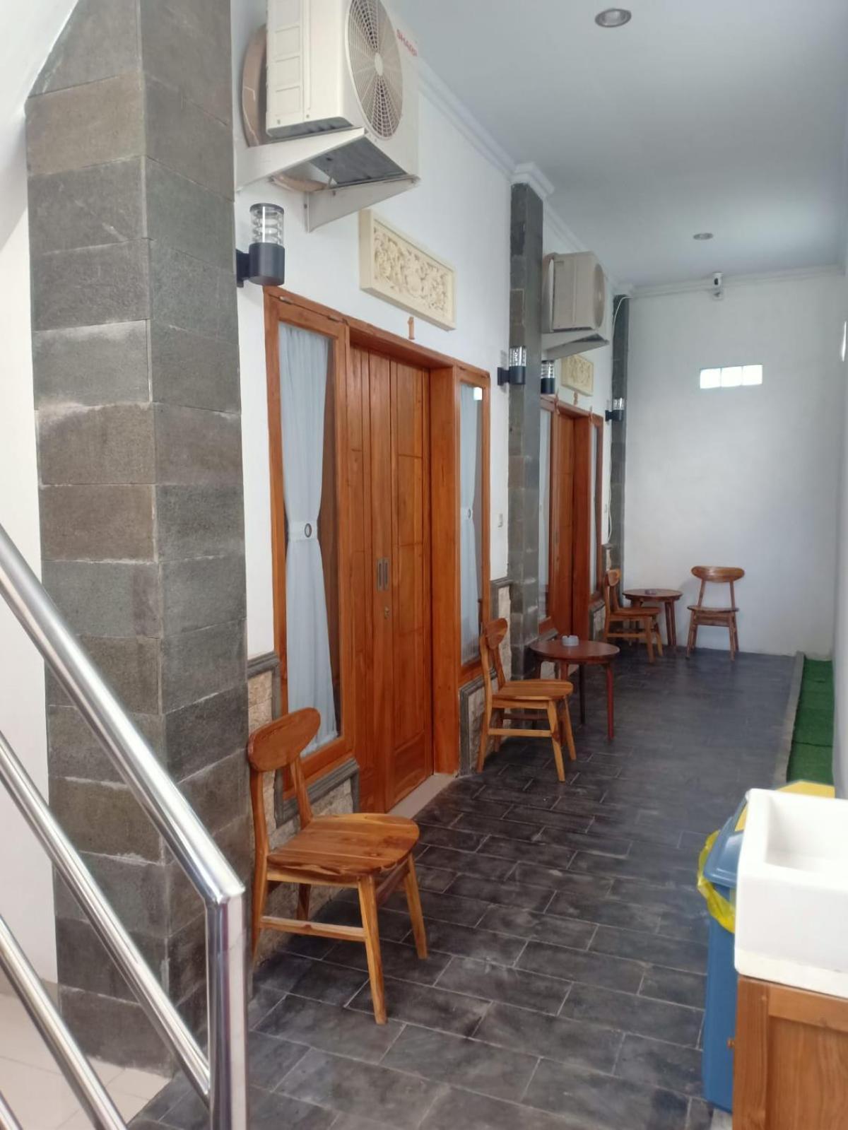 D'Transit Hotel Batununggul Exterior photo